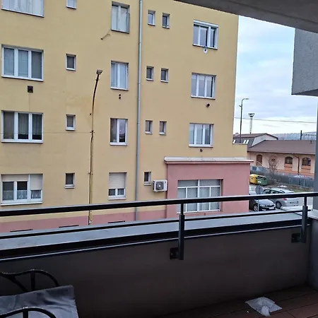 Apartment Next To Great *
